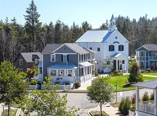 69 Madison Ln, Pacific Beach, WA 98571