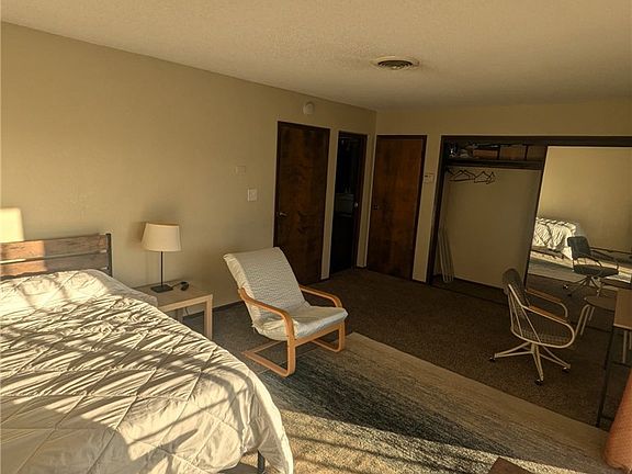 5th image of 7054 Dryden Ave