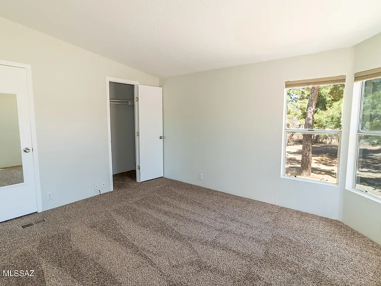 1040 W Barbara Pl — Photo 11