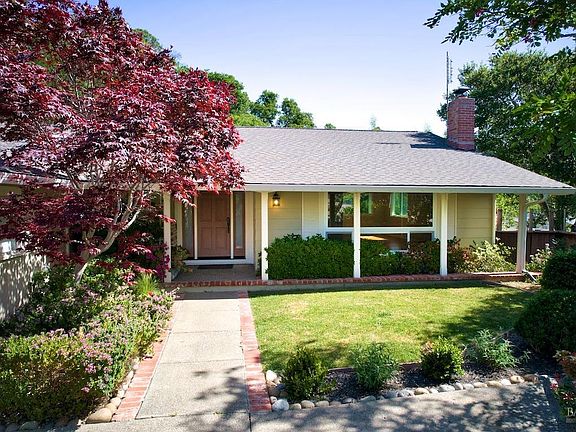 3rd image of 12 Alderwood Way