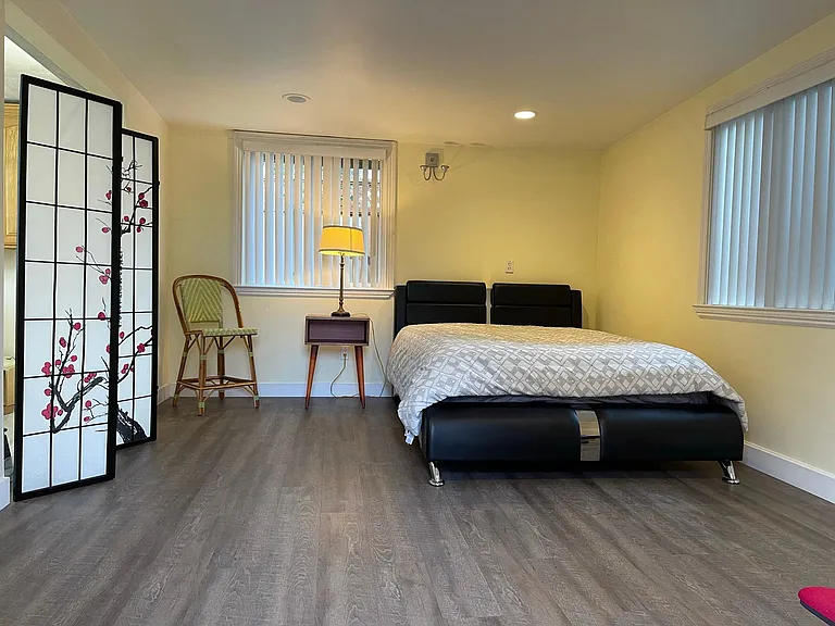 522 Georgia Ave — Photo 20