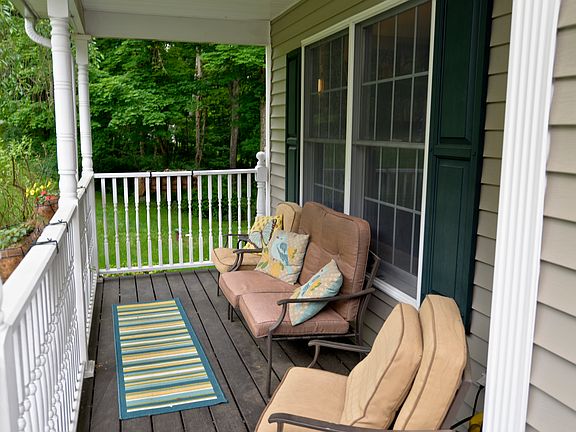 24 Brookfield Meadows