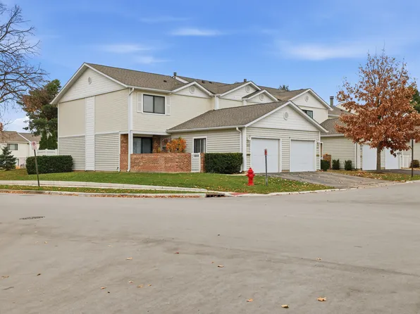 632 Spinnaker Point #113F, Schaumburg, IL 60194