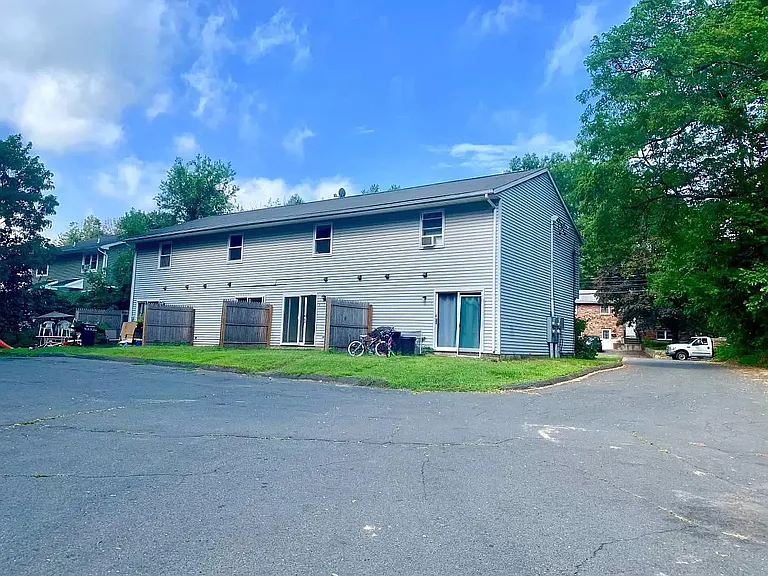 57 Union St #7 — Photo 21