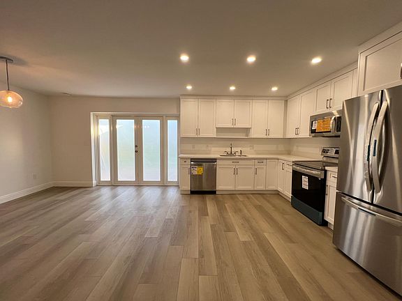 2nd image of 8920 SW 148th St
