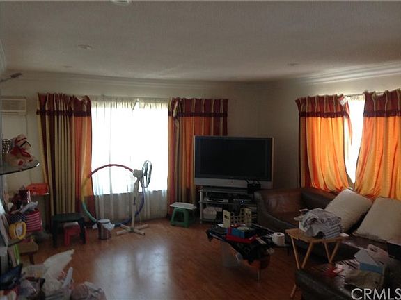 3rd image of 1113 Newlee St