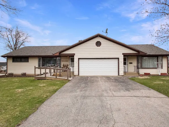 119 S Tazewell St, Metamora, IL 61548