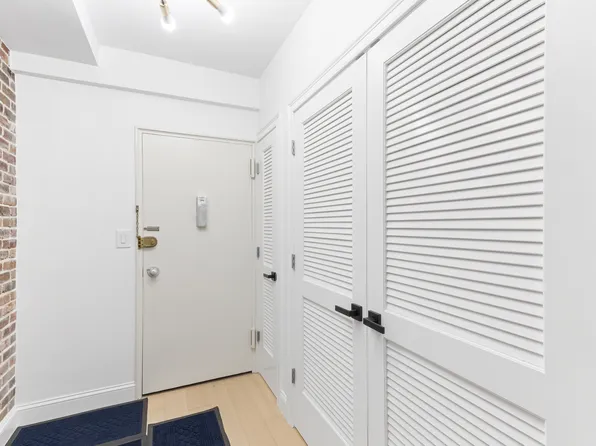 80 Park Avenue image 6 of 6