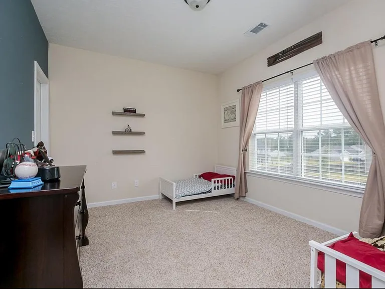 866 Westlawn Dr — Photo 13