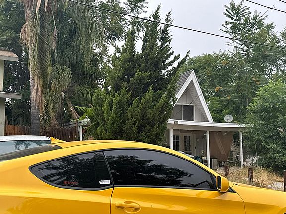 3rd image of 32959 Perret Blvd