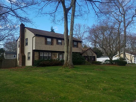 2nd image of 47 Wilmont Turn