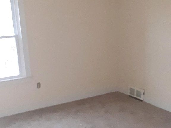 3rd image of 16601 Woodingham Dr