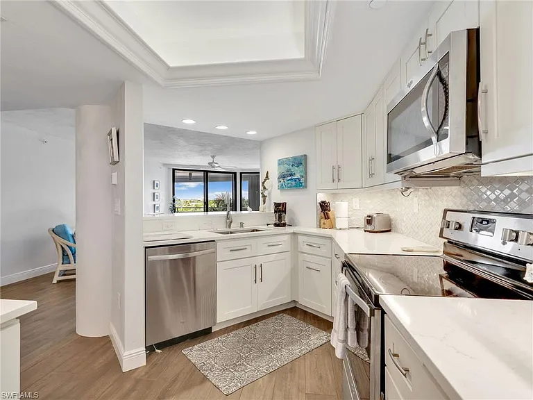 4751 Gulf Shore Blvd N #602 — Photo 16
