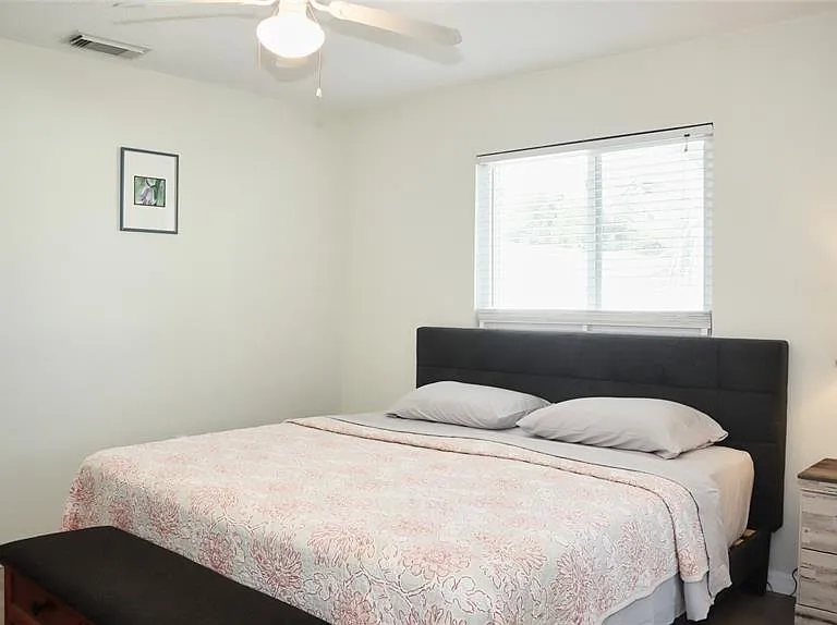 2118 Michele Dr — Photo 32