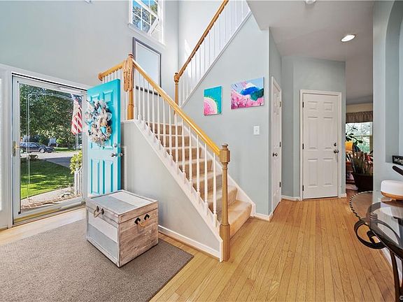 4th image of 11607 Drayton Landing Dr