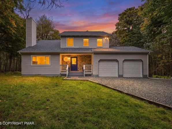 1018 Valley Rd, Newfoundland, PA 18445