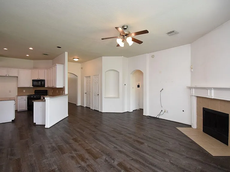 128 Long Canyon Ln — Photo 9