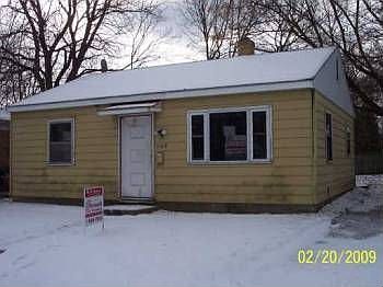 1st image of 1129 Glenn St