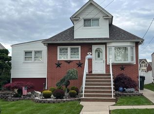 90 3rd Ave, Port Reading, NJ 07064