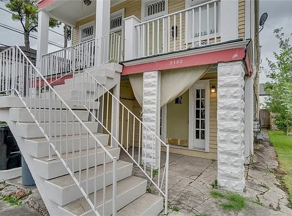 2nd image of 2102 Robert St Unit B