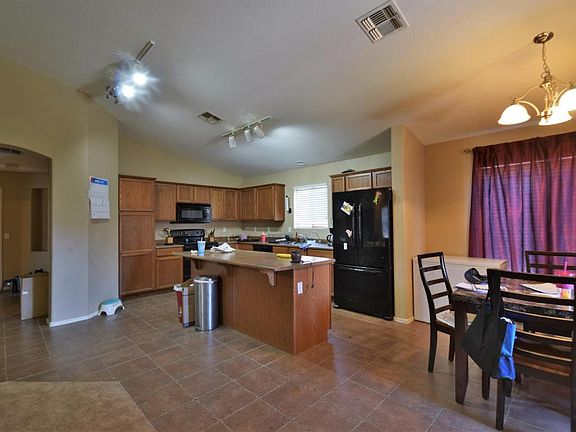 3rd image of 15108 N Luna St