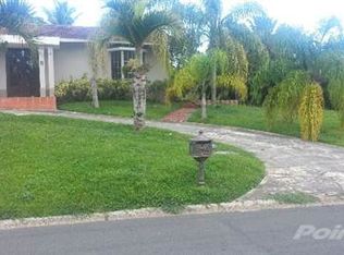 122 Camino De Las Trinitarias, Cidra, PR 00739