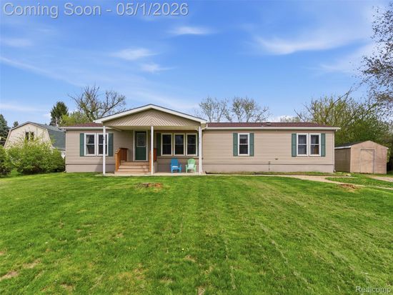 616 N Blacks Corners Rd, Imlay City, MI 48444