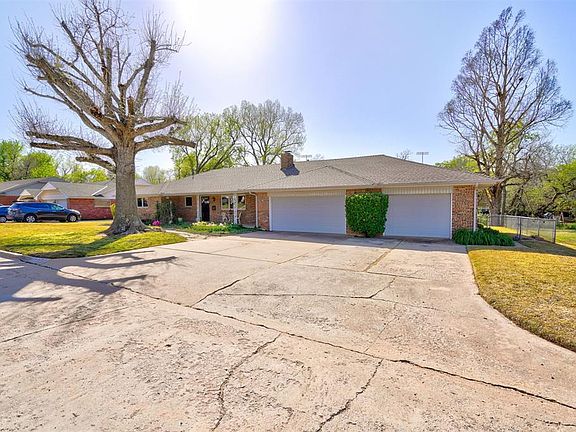 4th image of 713 Kingston Dr