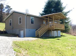 5905 Prosperity Pike, West Finley, PA 15377