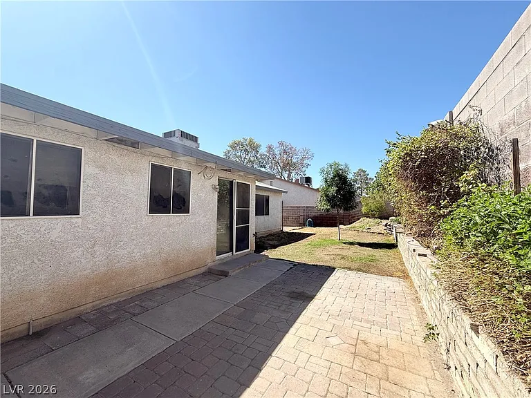 616 Greenway Rd — Photo 28