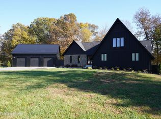 3911 Hambletonian Rd, La Grange, KY 40031