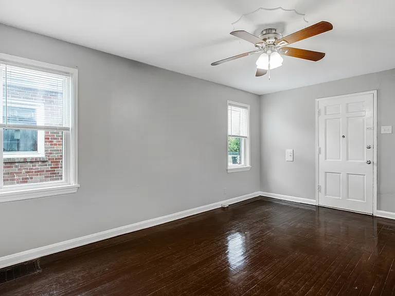 1345 Coolidge Dr — Photo 9