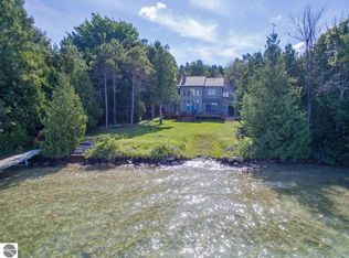 10418 E Elk Lake Dr, Rapid City, MI 49676