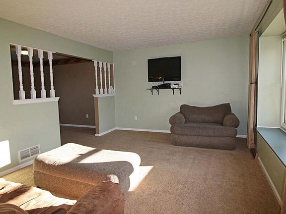 4th image of 248 Colony Park Dr