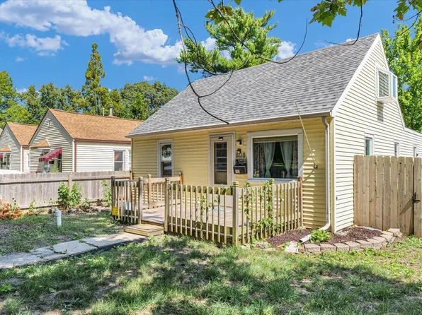 808 S Prairie St, Champaign, IL 61820