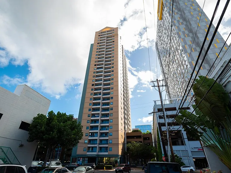Kauhale Kakaako — Photo 12