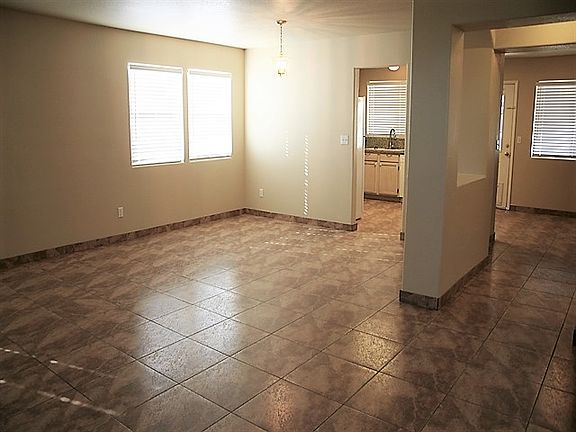 3rd image of 3429 Thackwood Dr