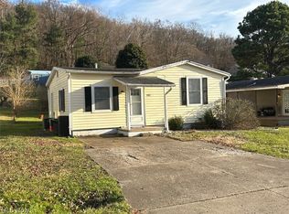 1008 14th Ave, Vienna, WV 26105