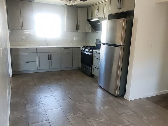 3rd image of 4008 Richmond Ave #2