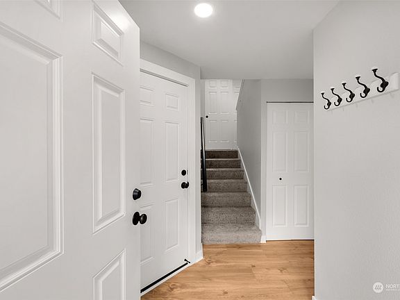 4th image of 13303 NE 138th Place