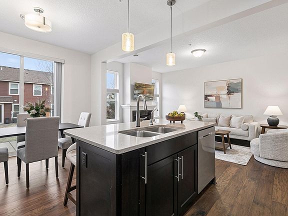 5th image of 3154 Countryside Ave Unit B