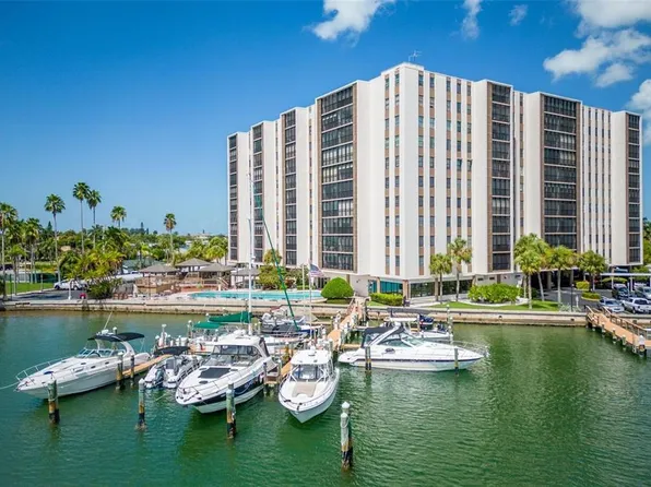 10355 Paradise Blvd, Treasure Island, FL