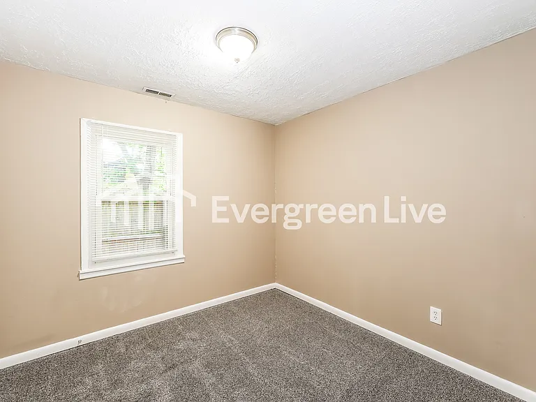 6504 Coffey St — Photo 11
