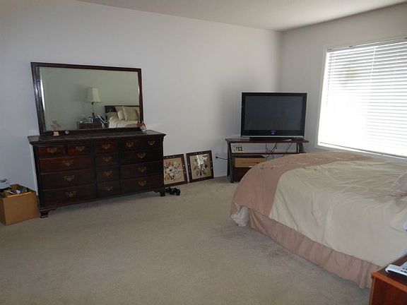 5th image of 2502 NE 80th St