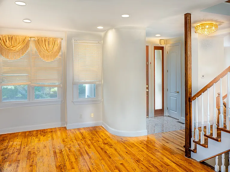 11 Willow Ln — Photo 17