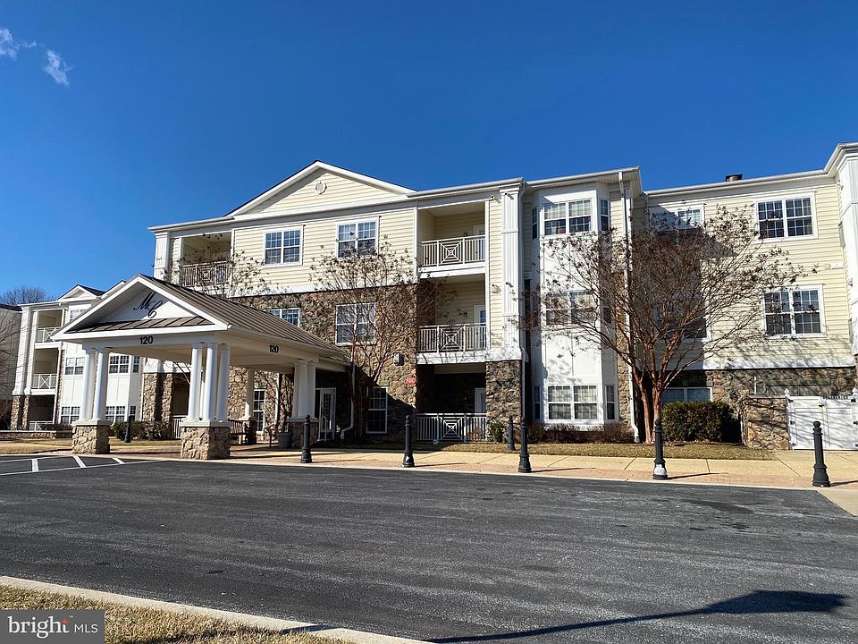1st image of 120 Burgess Hill Way APT 312