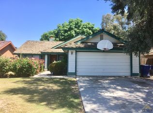 4700 Angelain Ln, Bakersfield, CA 93311