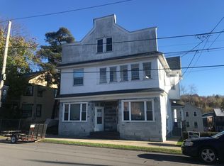 417 Delaware Ave #2B, Olyphant, PA 18447