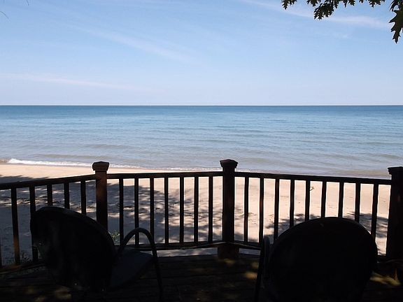 4th image of 7501 Beach Dr