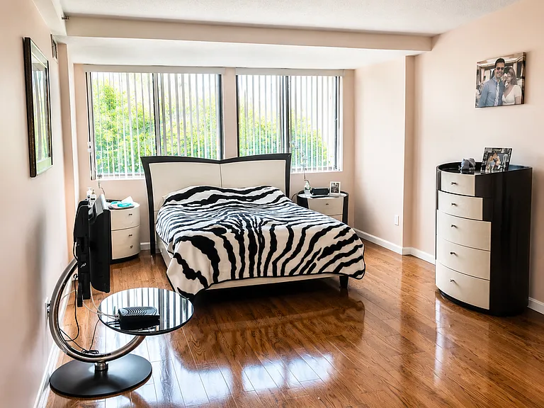 1731 Beacon St #U316 — Photo 4